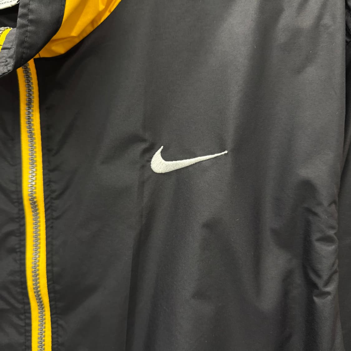 00s 나이키 올드스쿨 바람막이 후면 자수 포인트 옐로 블랙 상품이미지5