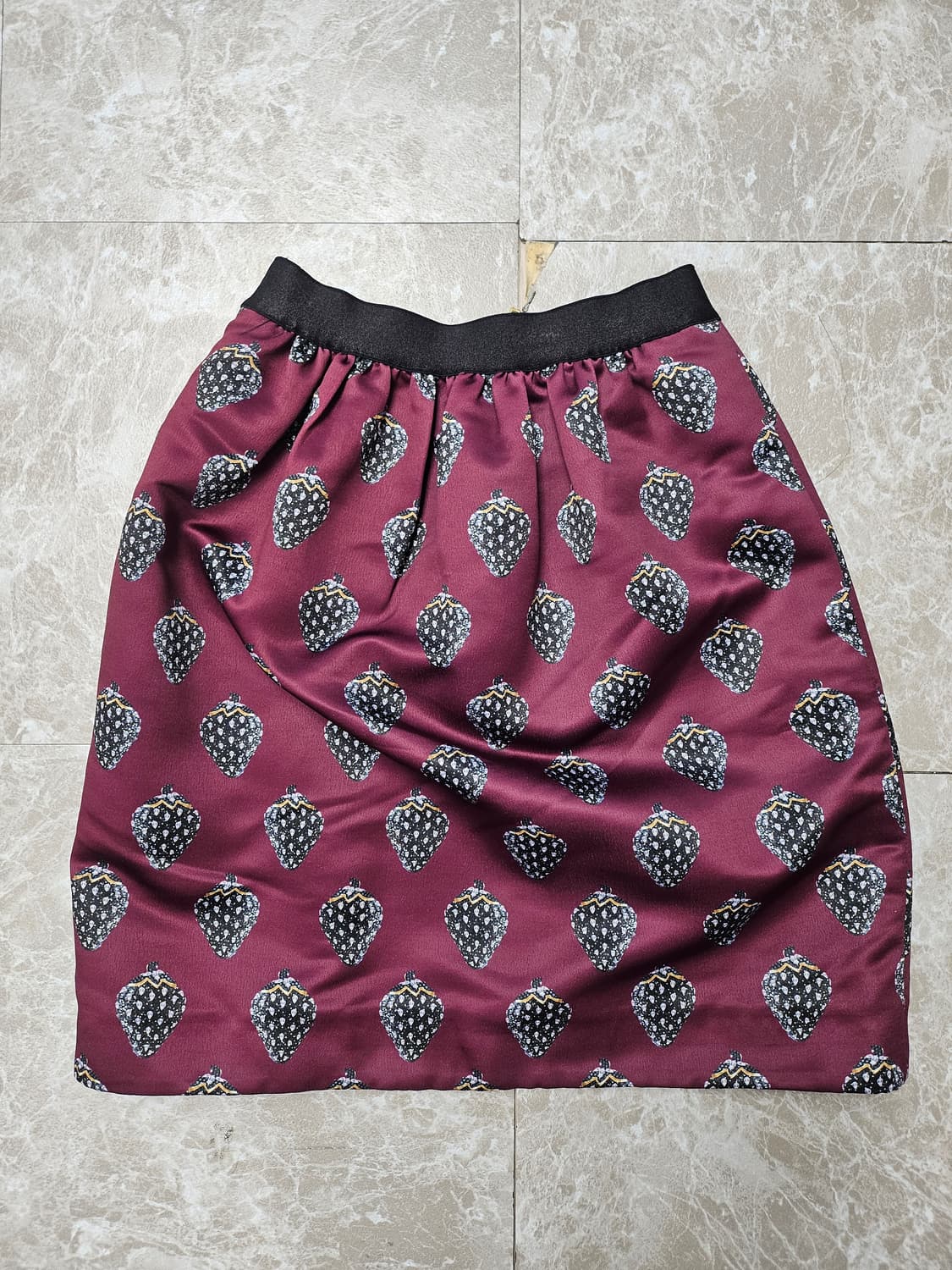 Markus Lupfer 버건디 딸기 패턴 미니 스커트 XS 상품이미지1
