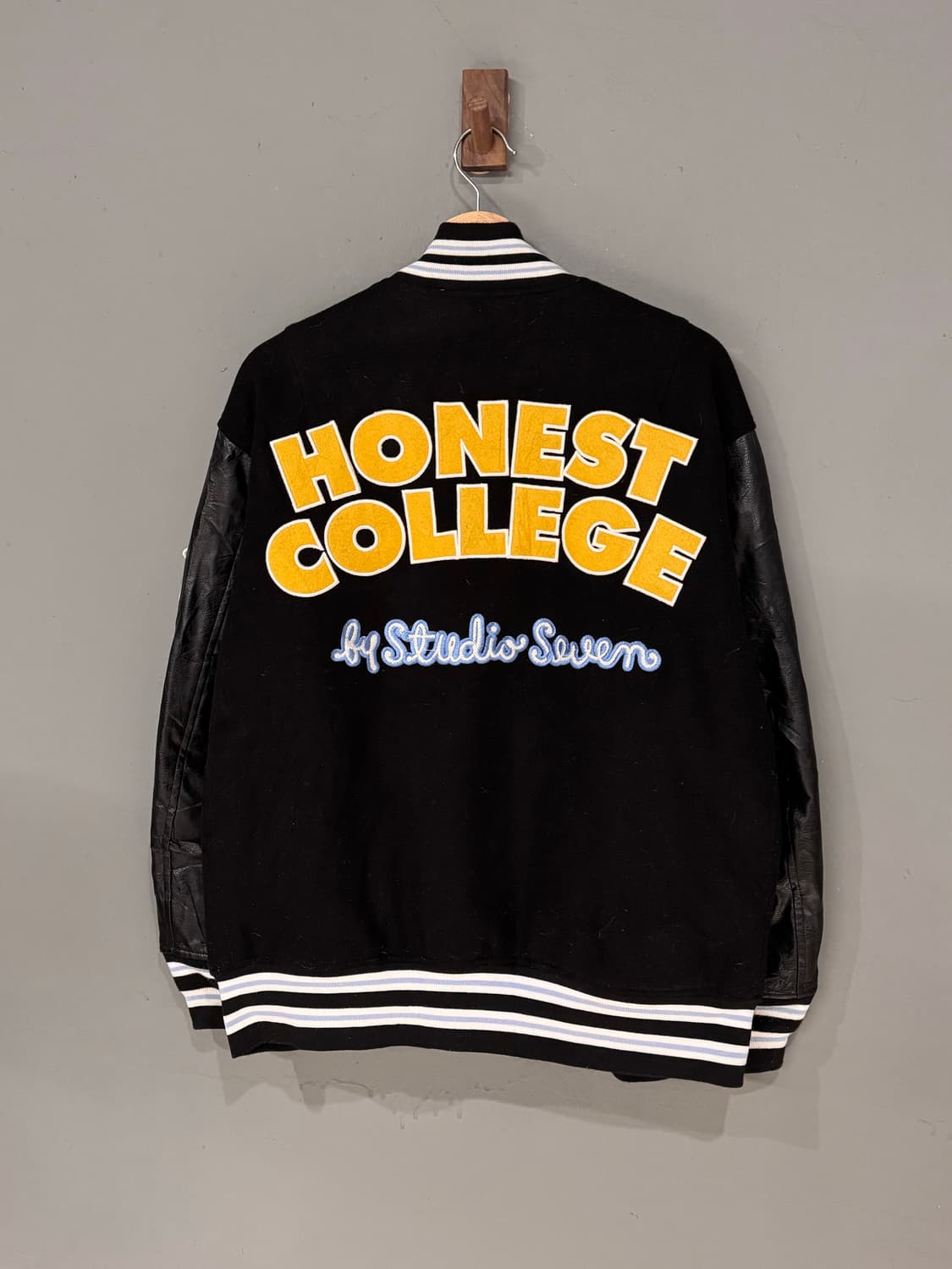 Honest College by 스튜디오 세븐 레더 바시티자켓  상품이미지2