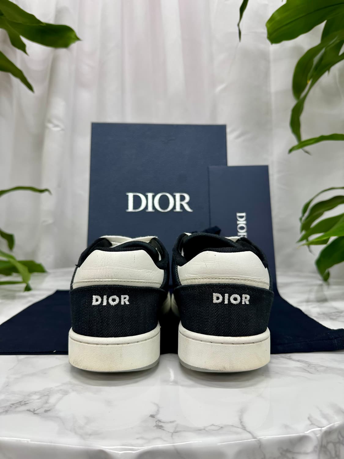 [정품]디올 B27 로우탑 스니커즈 블랙(데님/레더) 42사이즈,25년형 상품이미지5
