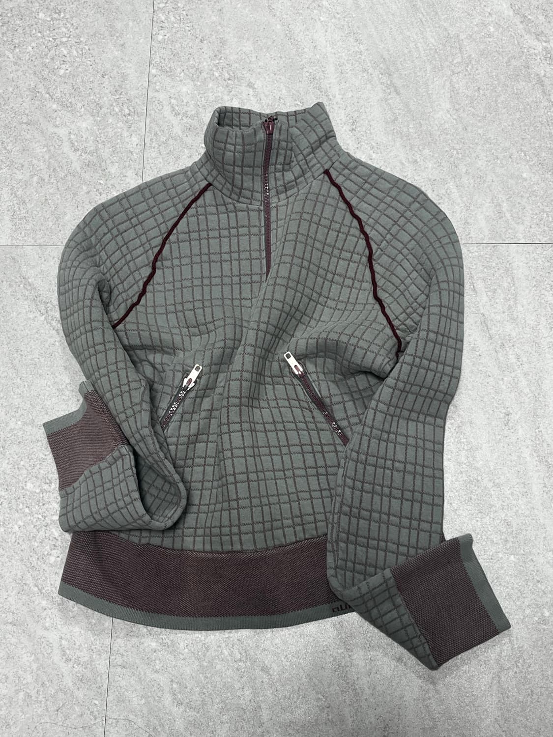 디젤 빈티지 코튼 반집업 상품이미지1