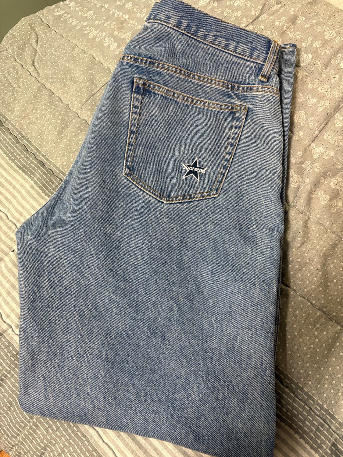 슈프림 레귤러진 워시드 인디고 36 상품이미지1