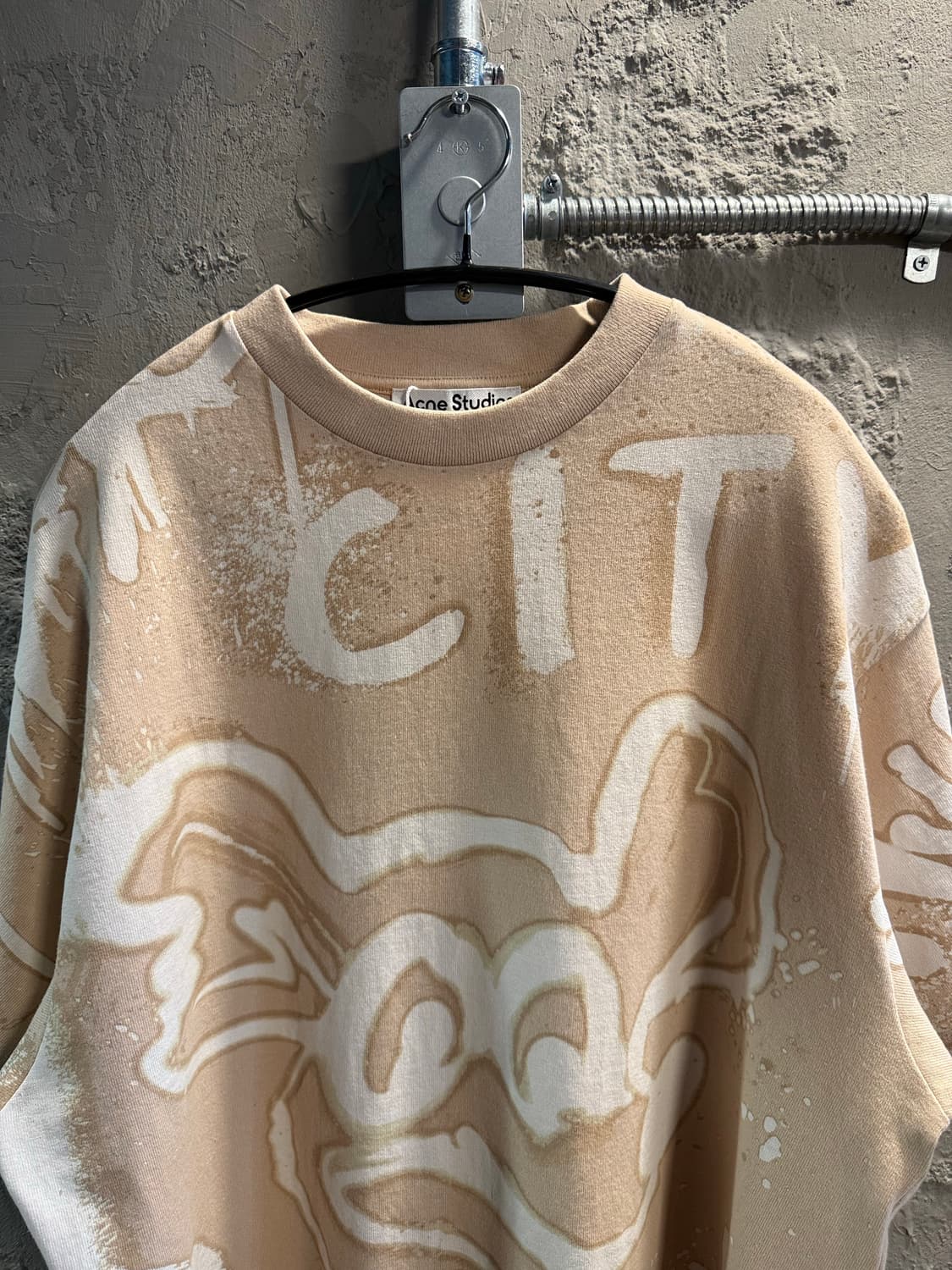 오버핏 아크네 스튜디오 ACNE STUDIOS 시티 페이스 그래픽 티 상품이미지4