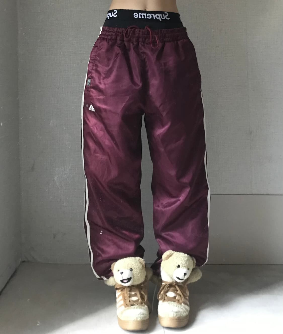 아디다스 버건디 와이드 트레이닝 팬츠 상품이미지3