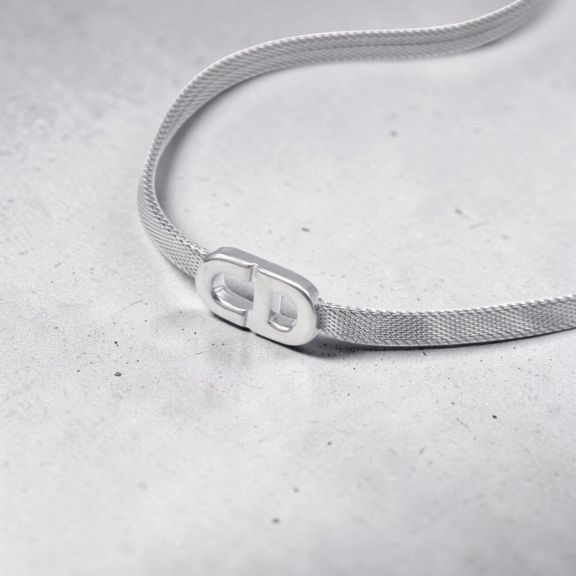 디올 CD로고 메쉬 목걸이 상품이미지1