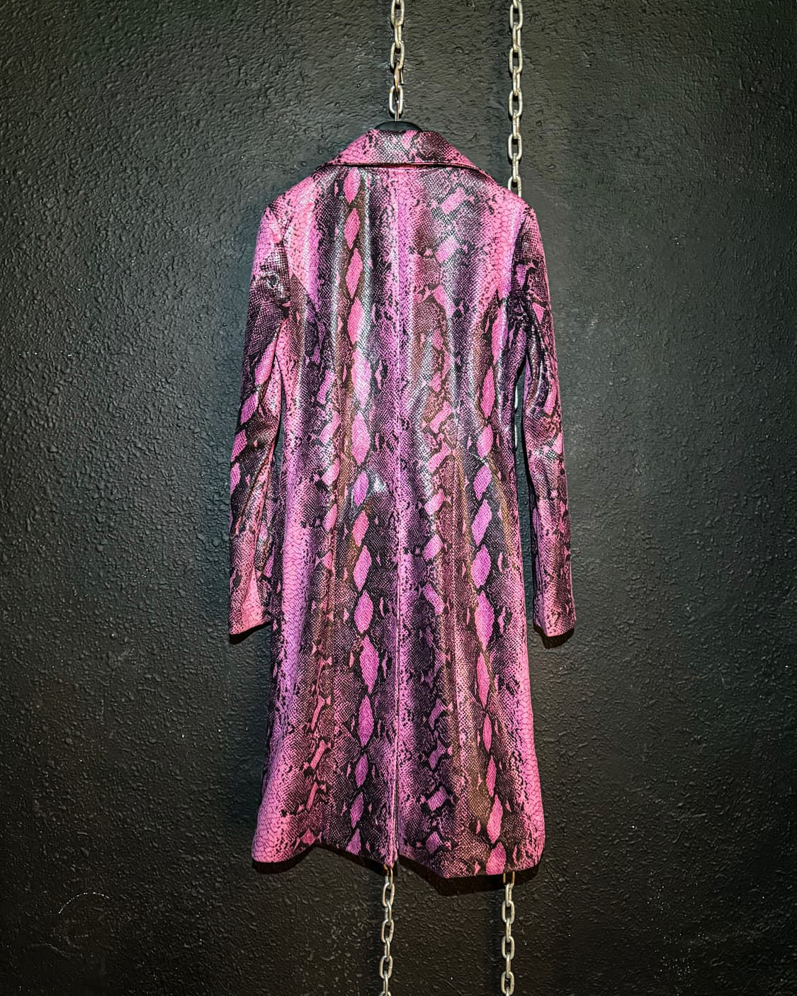 ROSE BUD – Pink Python Long Coat 상품이미지5