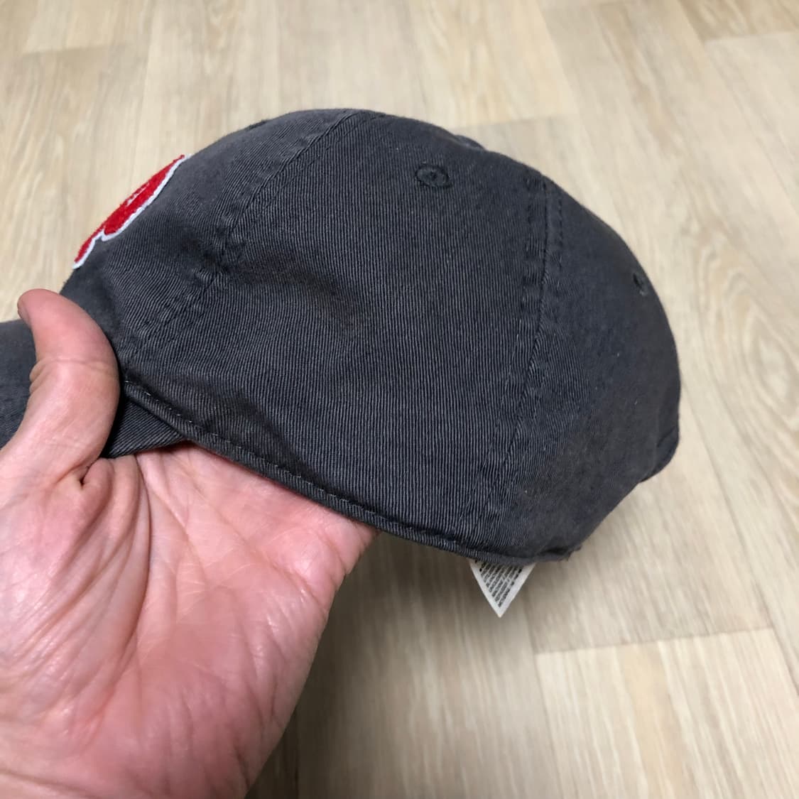 (ONE SIZE) 갭 GAP 펠트 자수 OG 로고 볼캡 차콜 상품이미지4