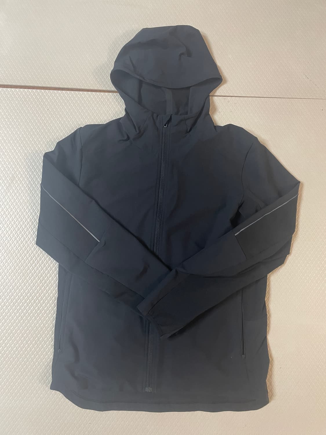 룰루레몬 윈드브레이커 러닝재킷 상품이미지1