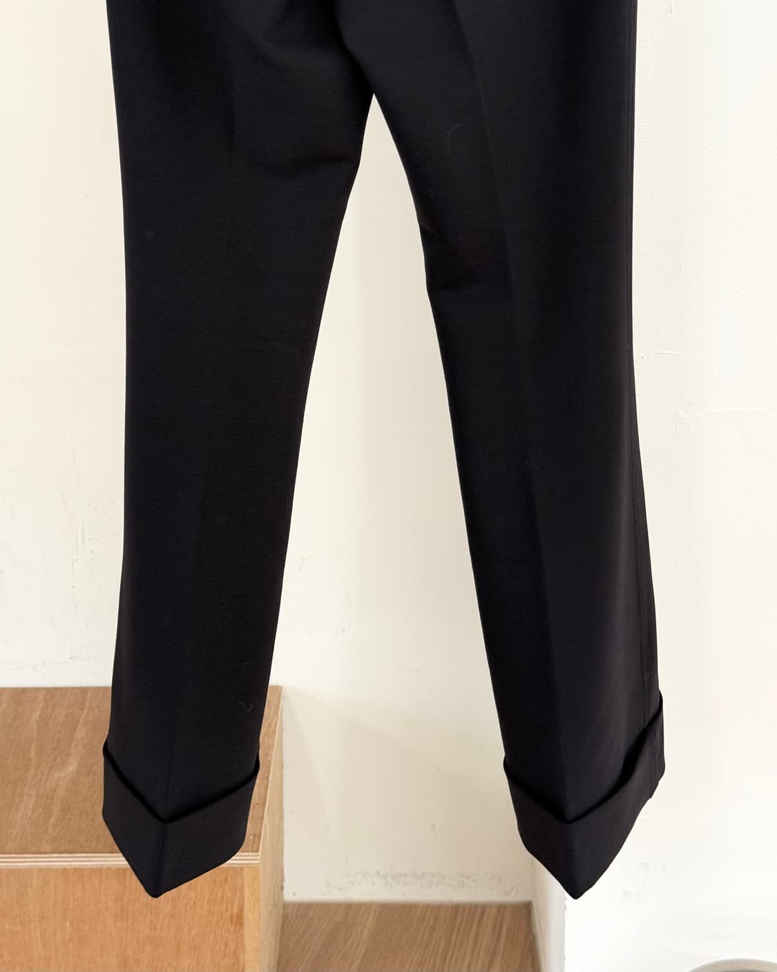 핼무트 랭 블랙 울 블렌드 롤업 트라우저 상품이미지6