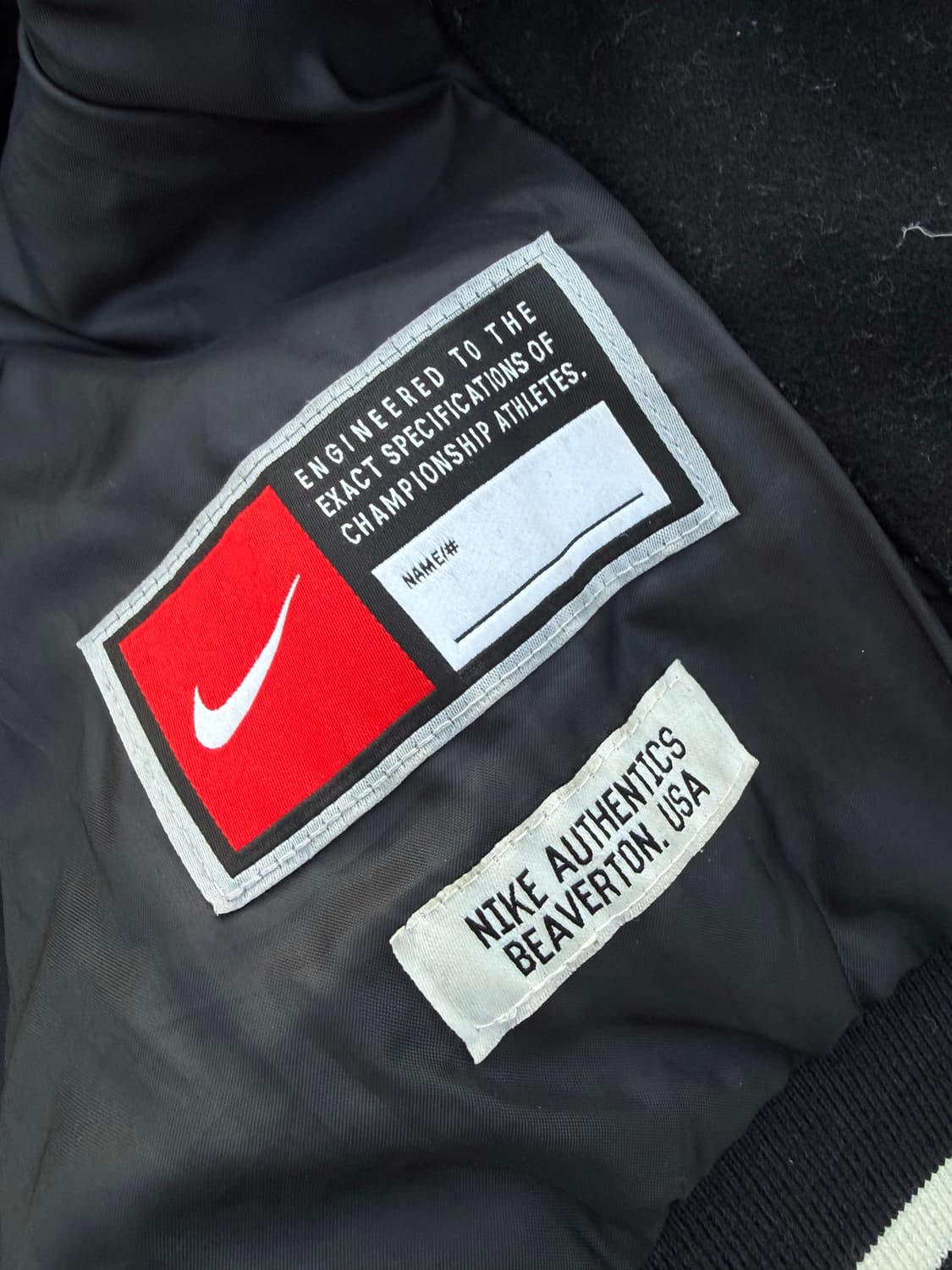 Nike 나이키 카우레더 슬리브 바시티 자켓 상품이미지4