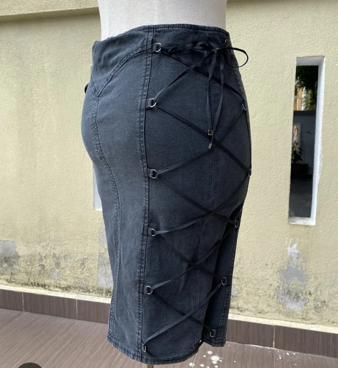 베르사체진 꾸뛰르 레이스업 로우웨스트 스커트 상품이미지1