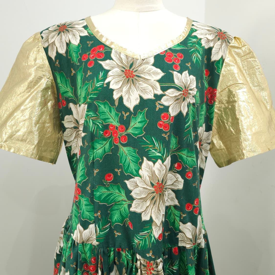 크리스마스 플라워 패턴 골드 러플 원피스 상품이미지3