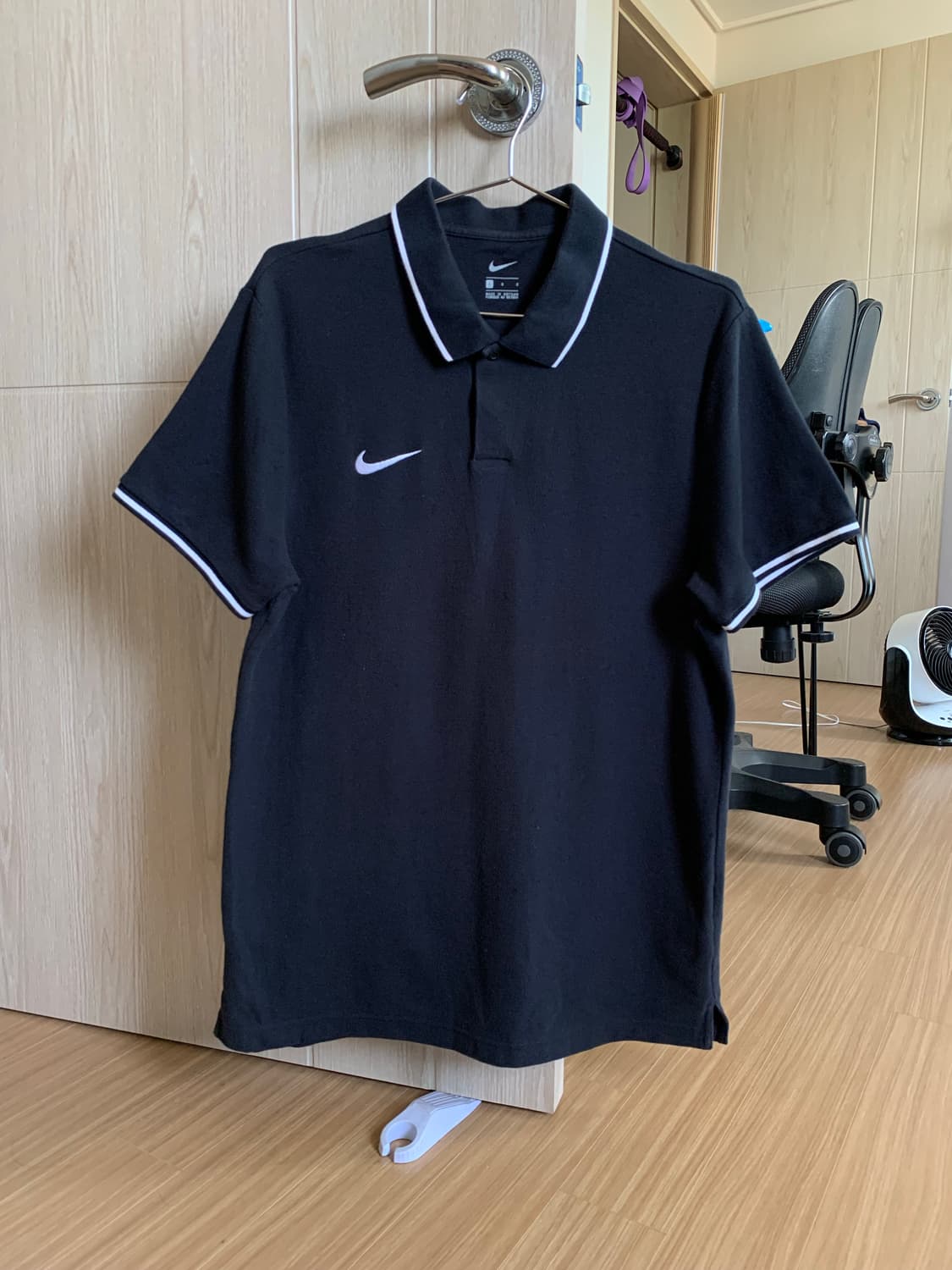 나이키 스우시 카라티 상품이미지1
