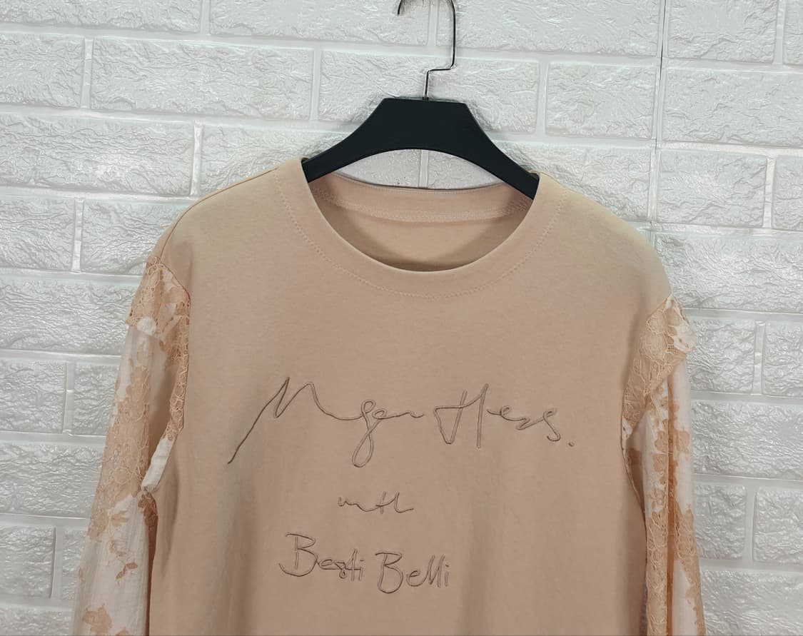 [55]베스띠벨리 자수 레터링 레이스 소매 티셔츠 상품이미지4