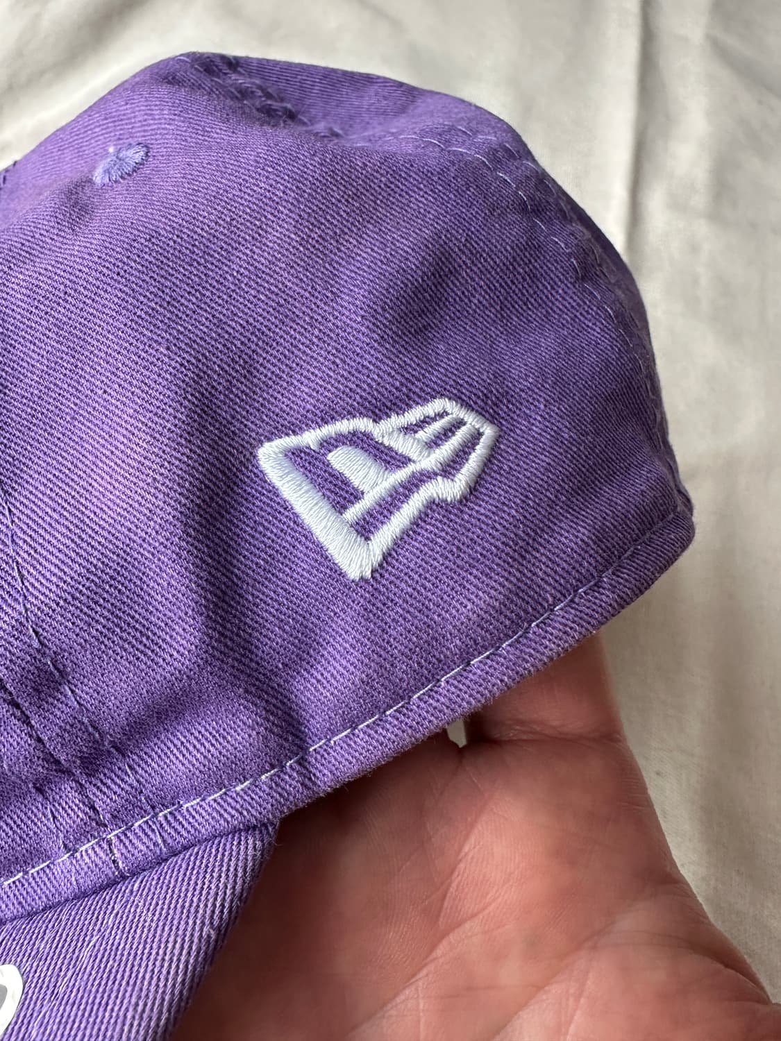 뉴에라 LA 레이커스 9FIFTY 레트로 크라운 스트랩백 퍼플 S/M 상품이미지7