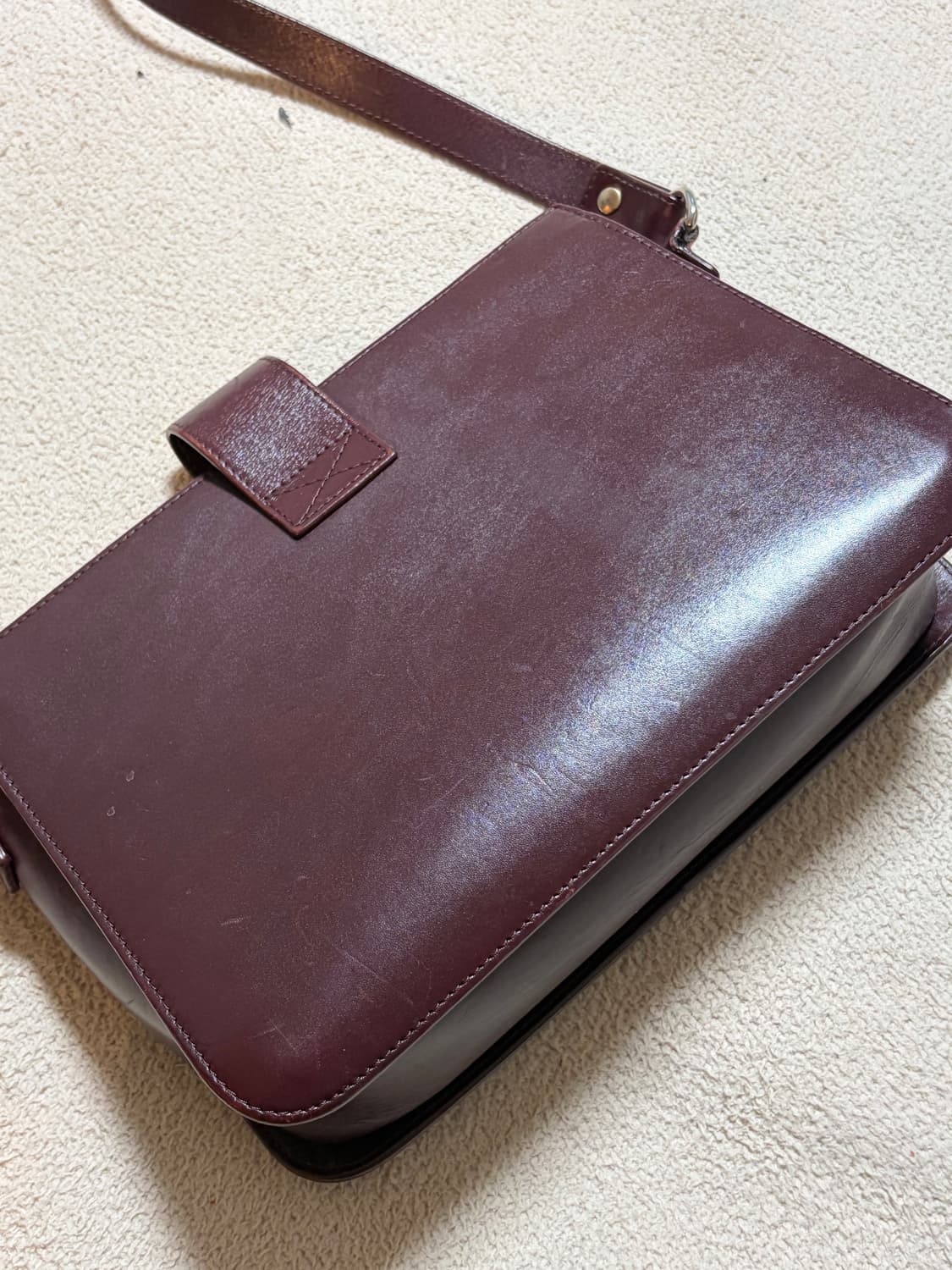 A.P.C 가죽 크로스백 버건디 (사용감 많음) 상품이미지4