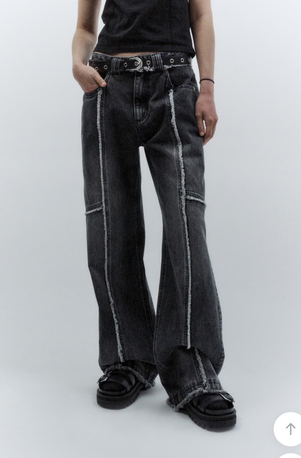 인사일런스우먼 테슬 디바이드 데님팬츠 블랙 상품이미지2