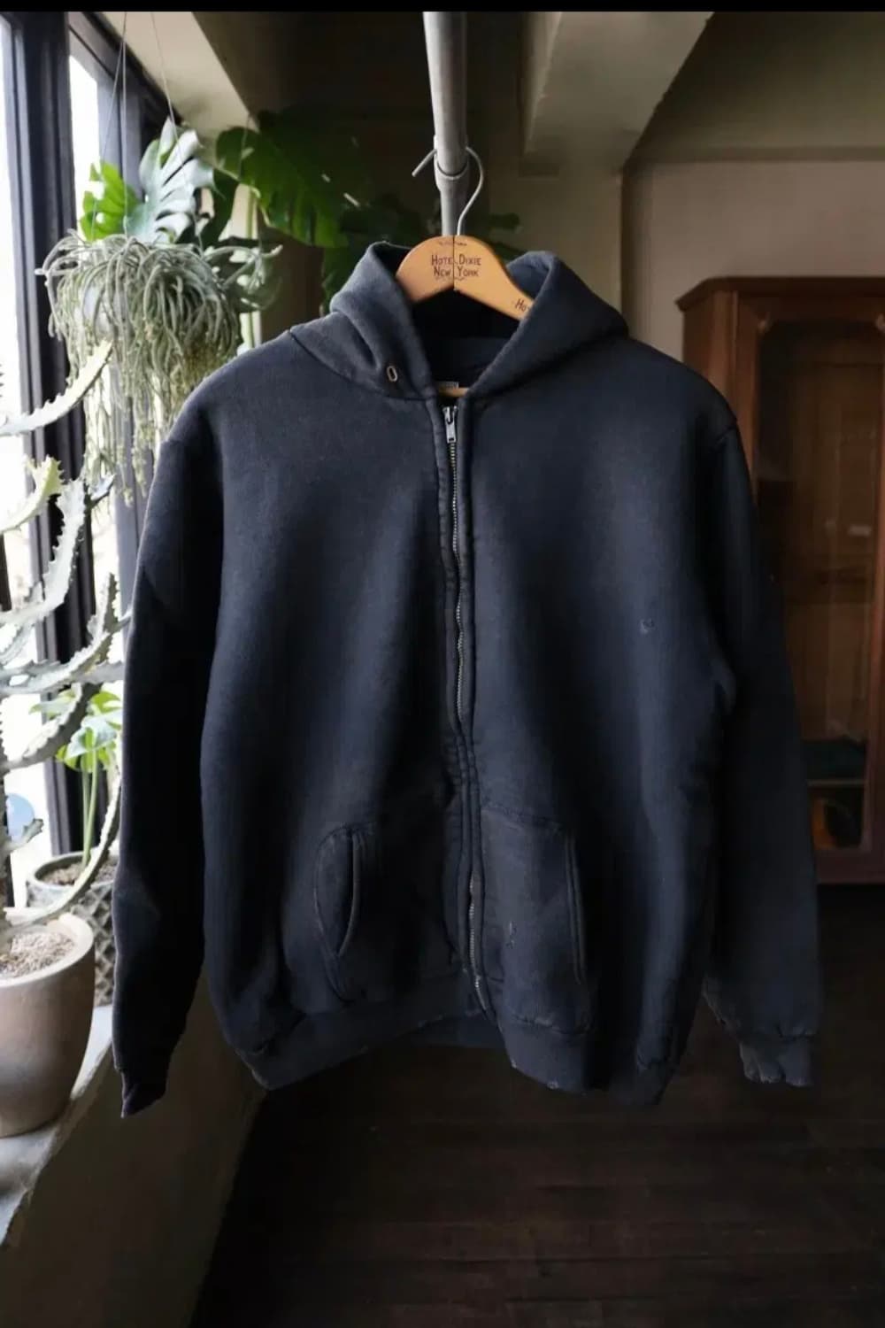 25ss 아프레쎄 빈티지 후드집업 블랙 2사이즈 판매합니다 상품이미지3