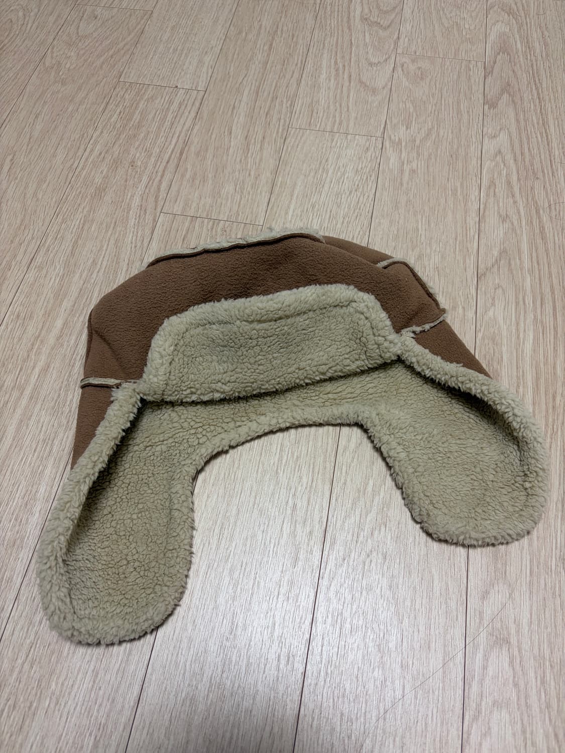 ugg 트래퍼 햇 상품이미지2