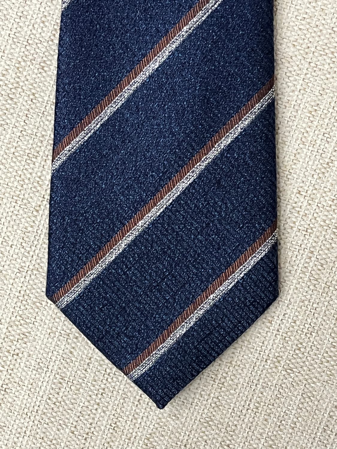 지오지아 블루네이비 스트라이프 넥타이 상품이미지3