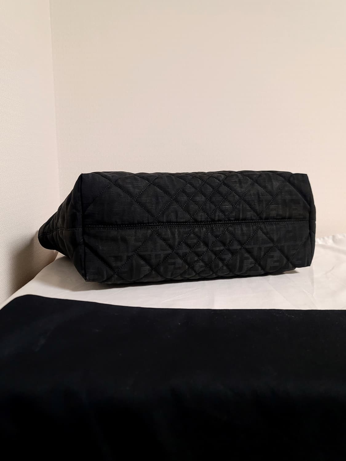 정품 펜디 가방,토트백,(디올샤넬보테가루이비통구찌셀린느생로랑발렌시아가) 상품이미지5