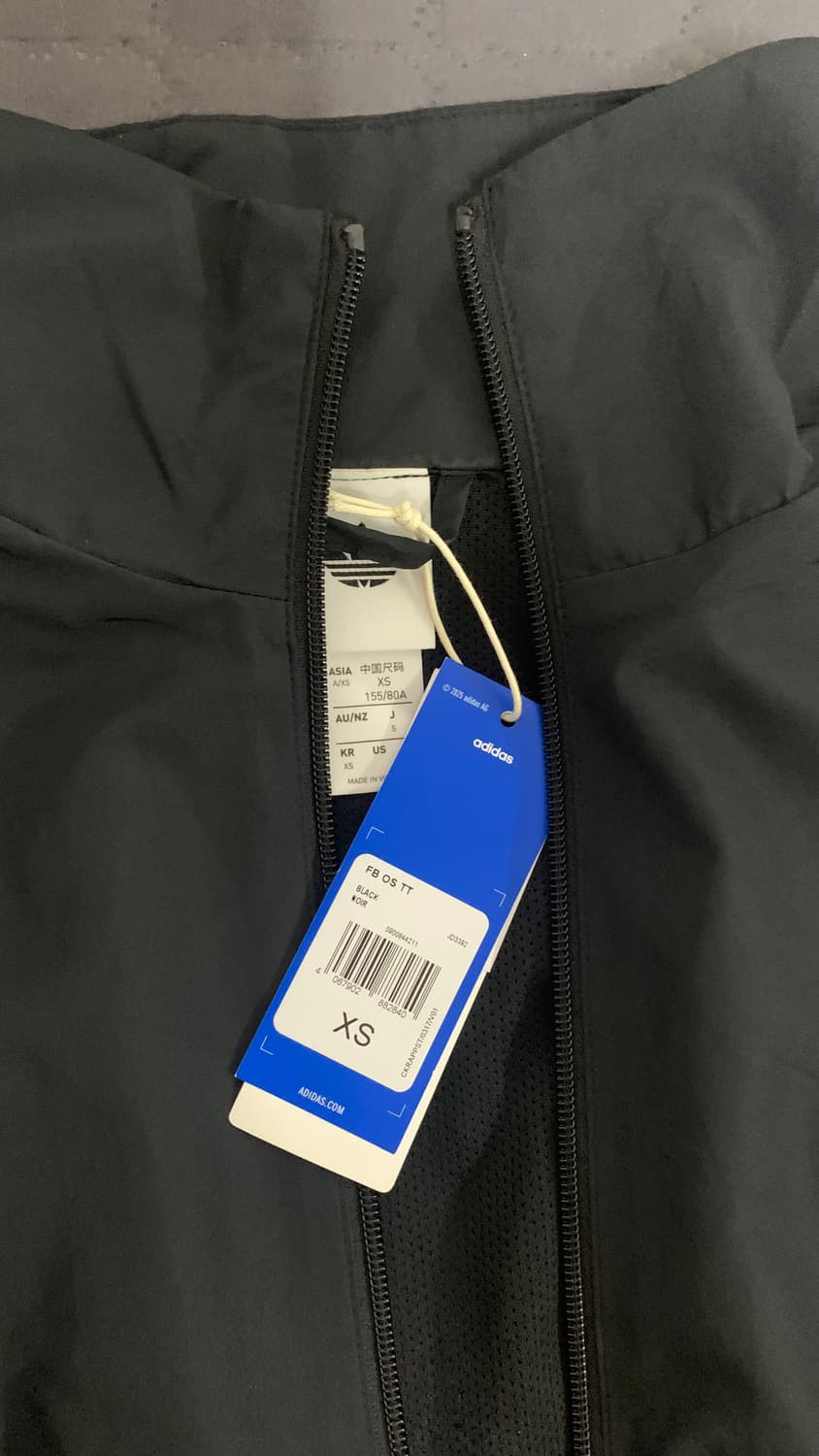 아디다스 아딜레늄 시즌3 (xs) 상품이미지2