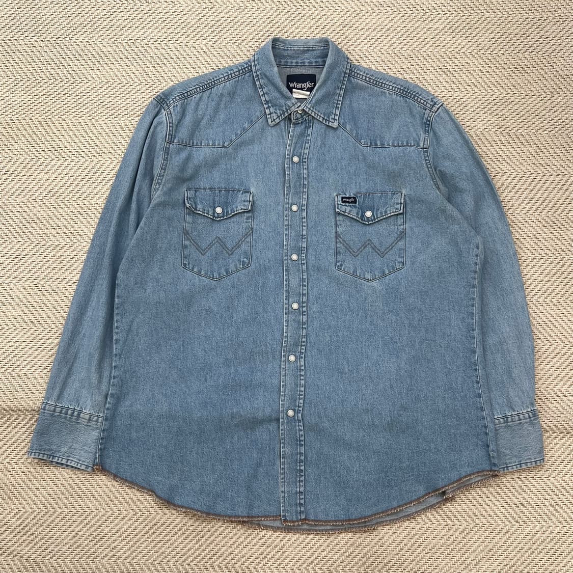 랭글러 투포켓 데님셔츠 r2621 상품이미지1