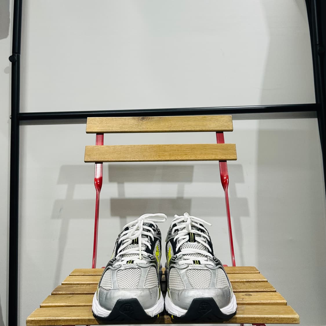 255) 뉴발란스 운동화 남성 남자 신발 530 메탈 형광 상품이미지2