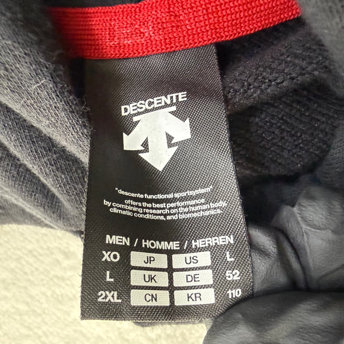 110 데상트 독일 봅슬레이 팀 후드티 0303T 상품이미지3