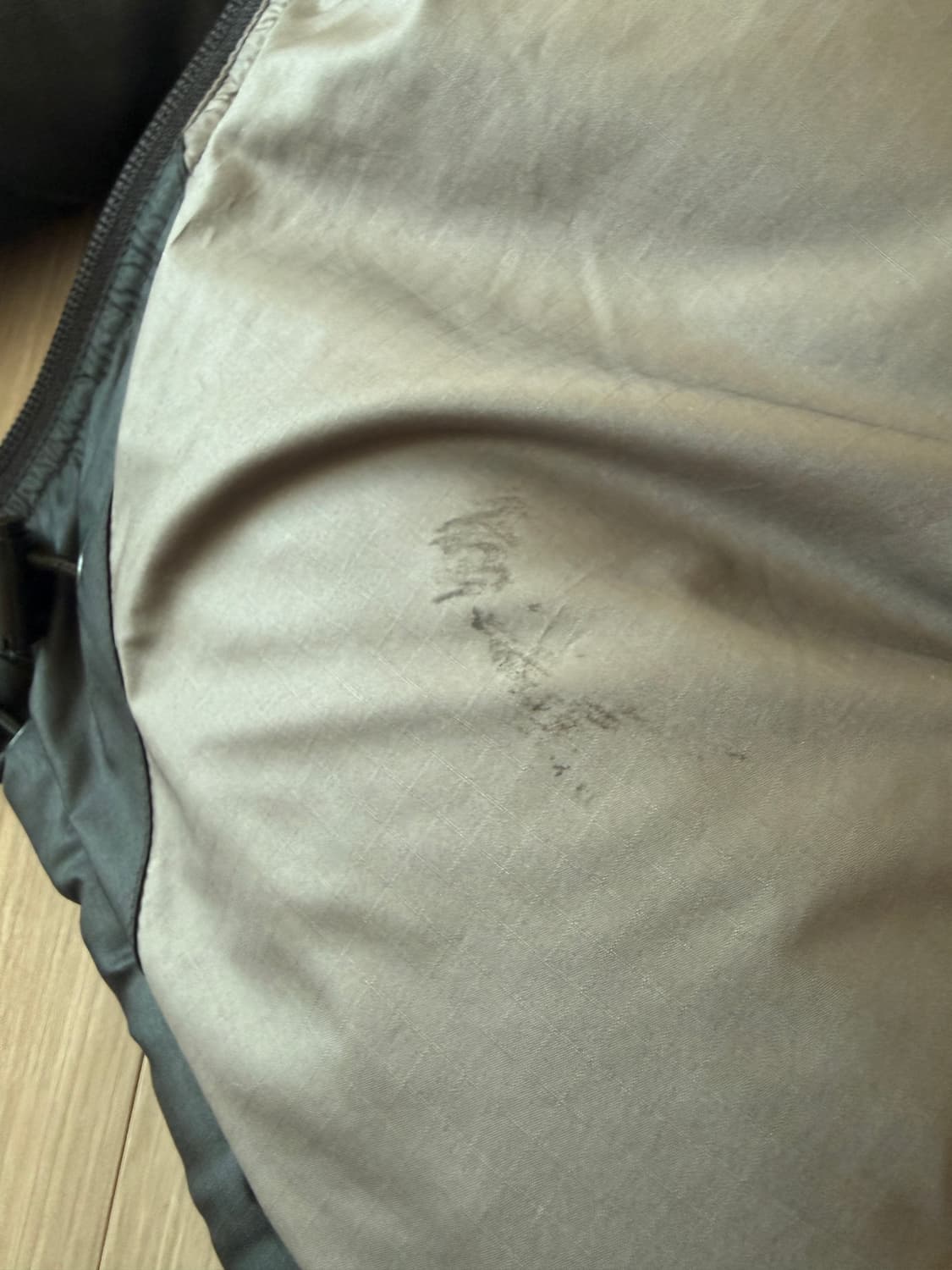 명작 파타고니아 패커블 패딩 블랙 xl 상품이미지6