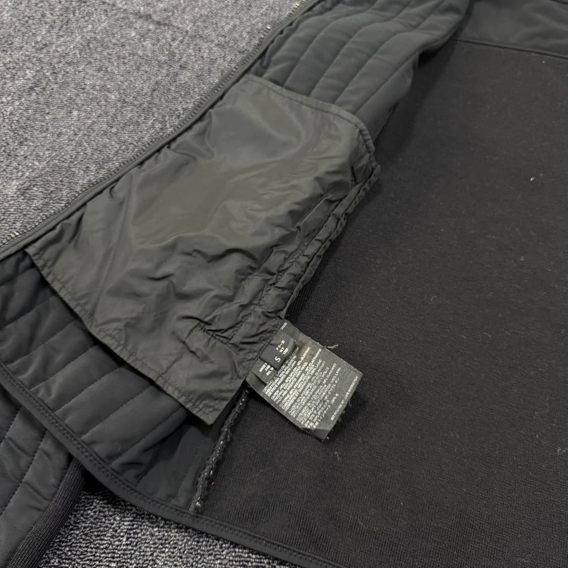 00s 프라다 플리스 퀼팅 후드 집업  상품이미지8