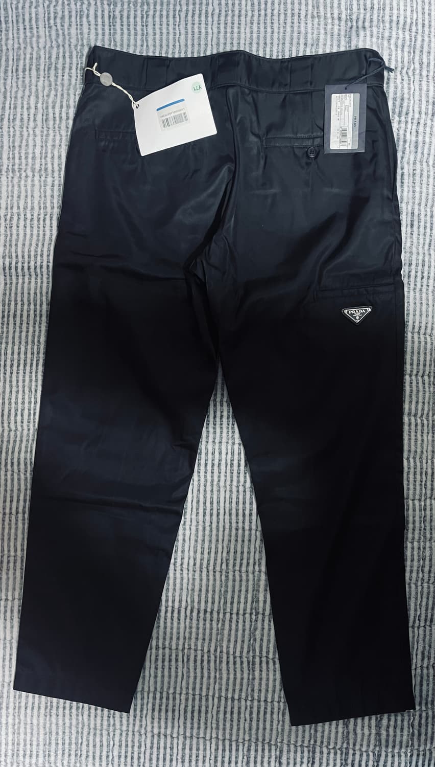 프라다 판탈로네 개버딘나일론 팬츠 50사이즈 새상품 상품이미지1