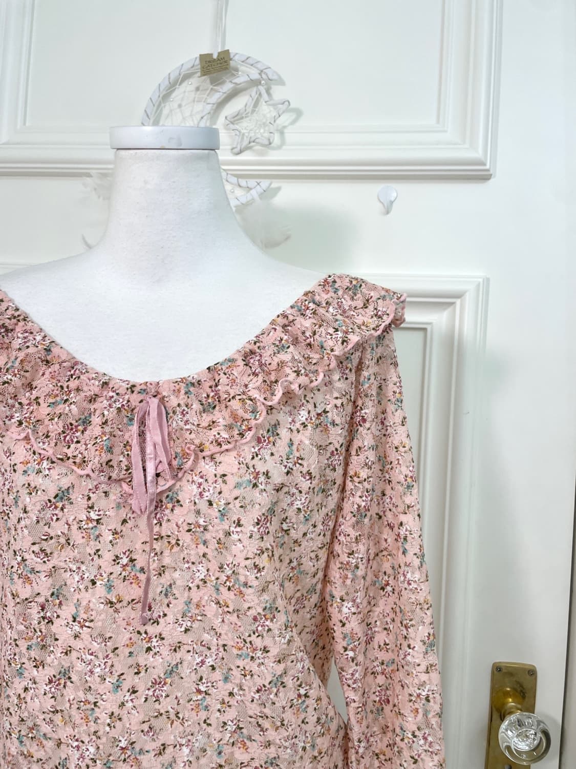 pink flower lace bow point spring blouse 상품이미지6