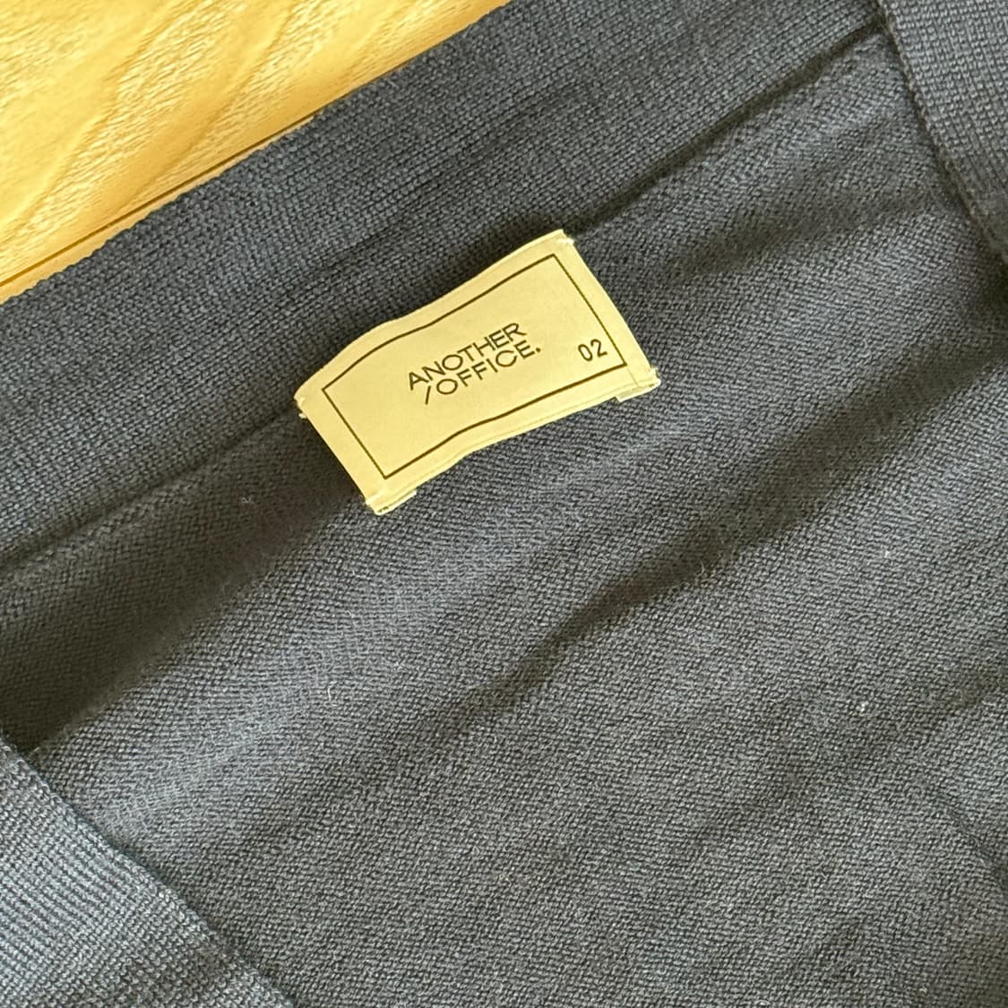 어나더오피스 가디건 상품이미지3