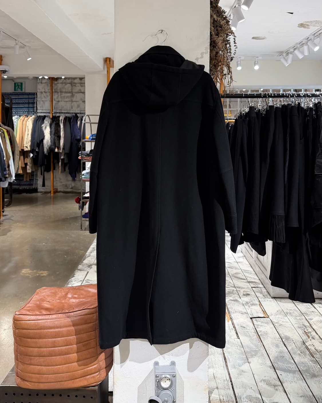 cp컴퍼니 블랙 울 블랜드 후디 롱 코트 상품이미지6