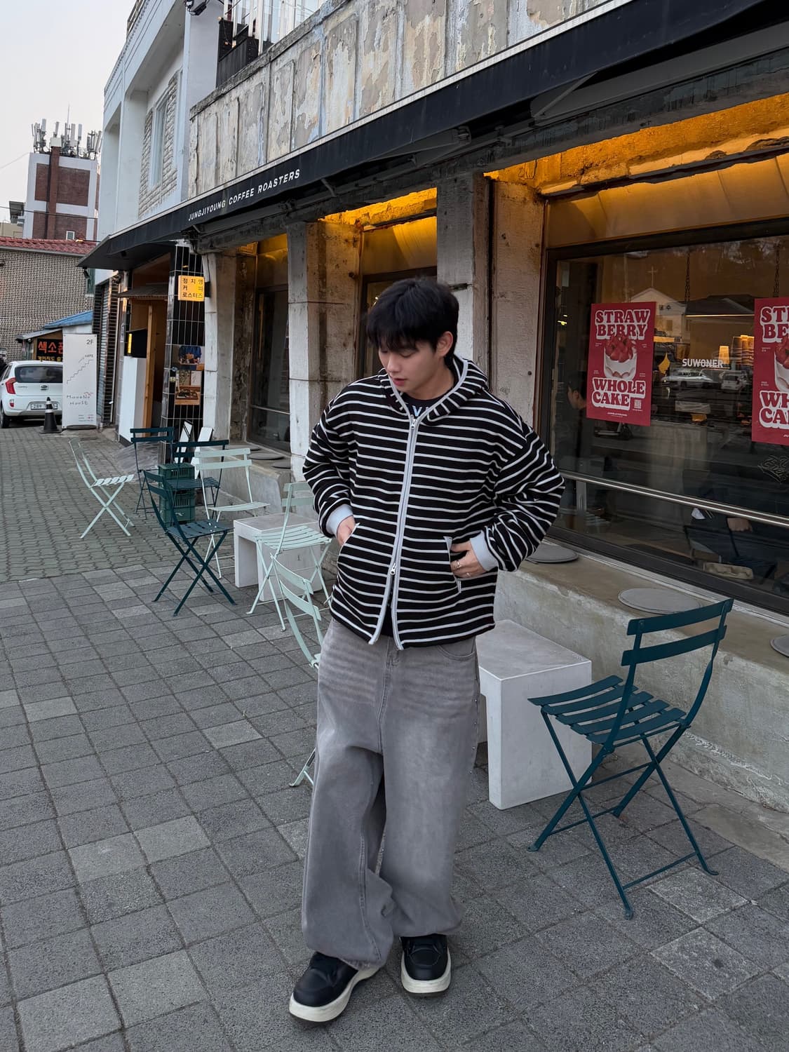 필루미네이트 스트라이프 스트링 세미 크롭 후드 집업 상품이미지4