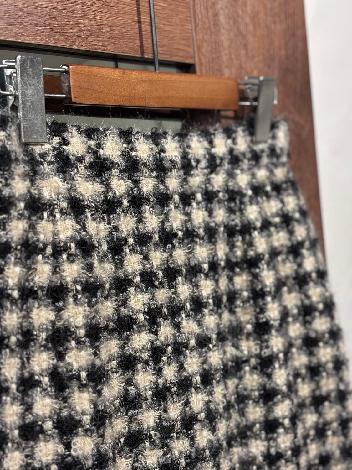 일본 빈티지 울100 클래식 금장 블랙 트위드 셋업 상품이미지10