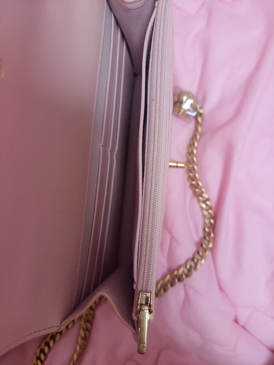 정품)급처미사용새상품!샤넬 핑크 까멜리아 골든볼 WOC크로스숄더백공주가방 상품이미지4