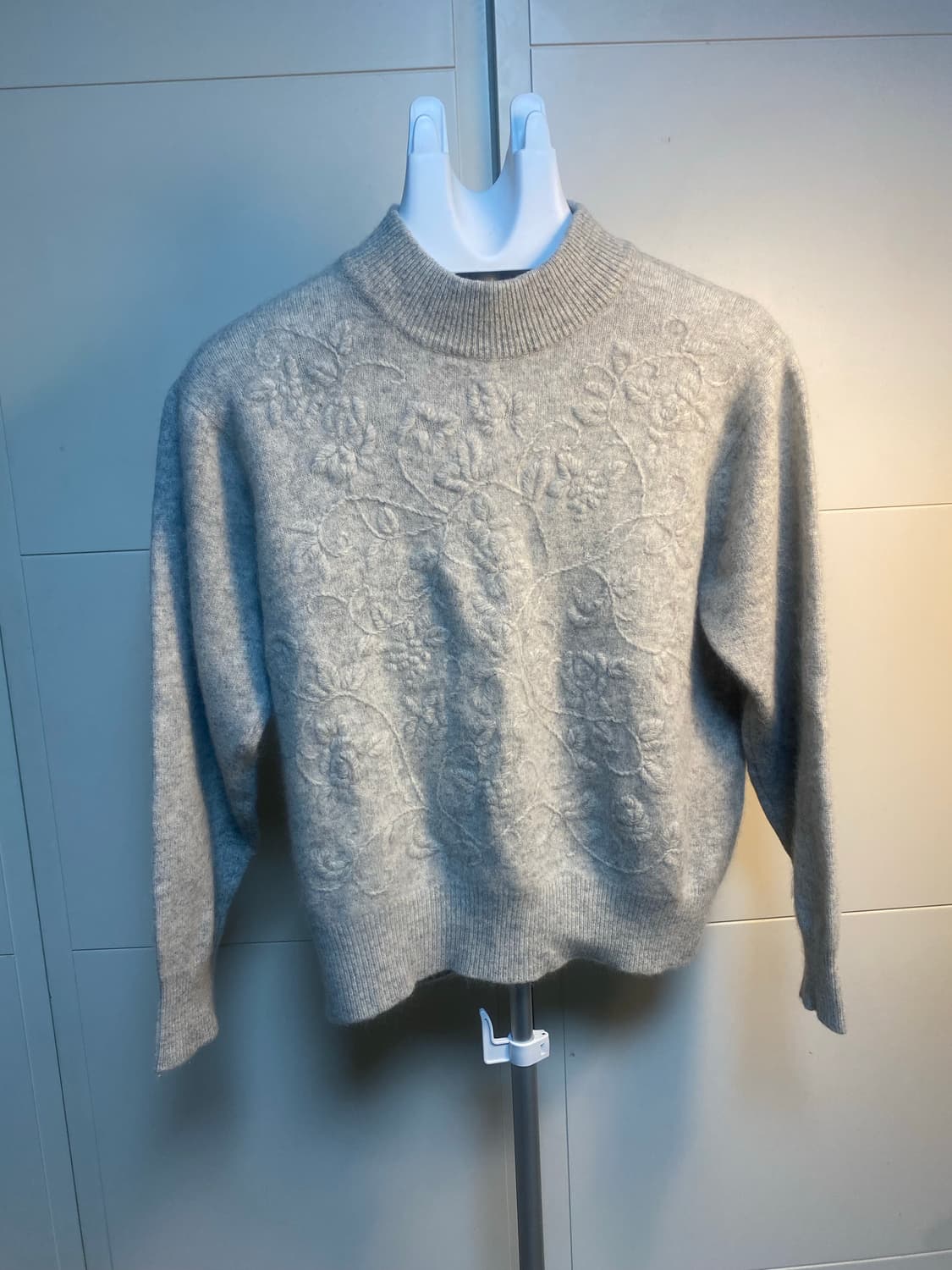 바뢰즈 도쿄 꽃무늬 자수 니트 스웨터 L 상품이미지2