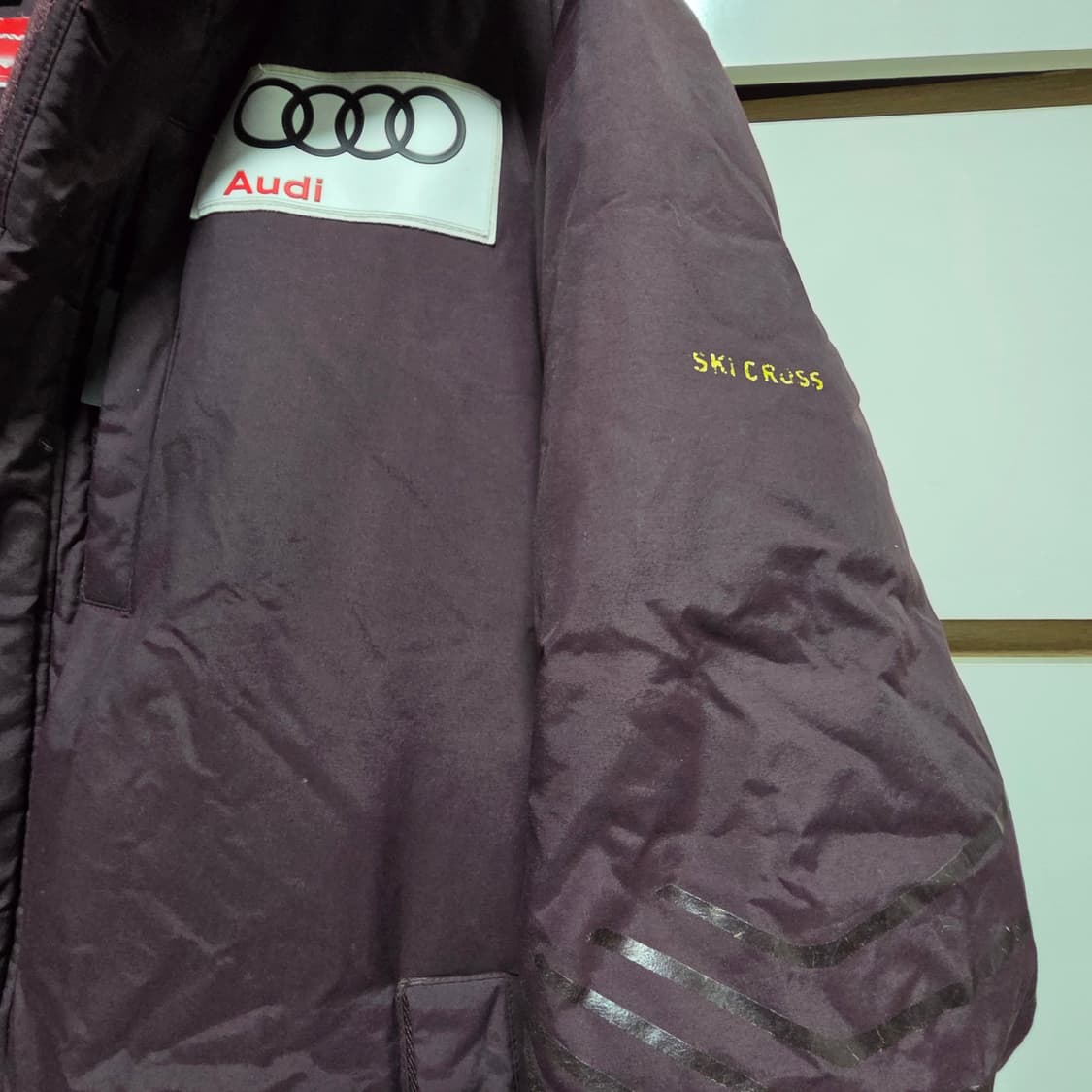 데상트 스위스 스키팀 아우디 히트나비 겨울패딩 105 상품이미지4