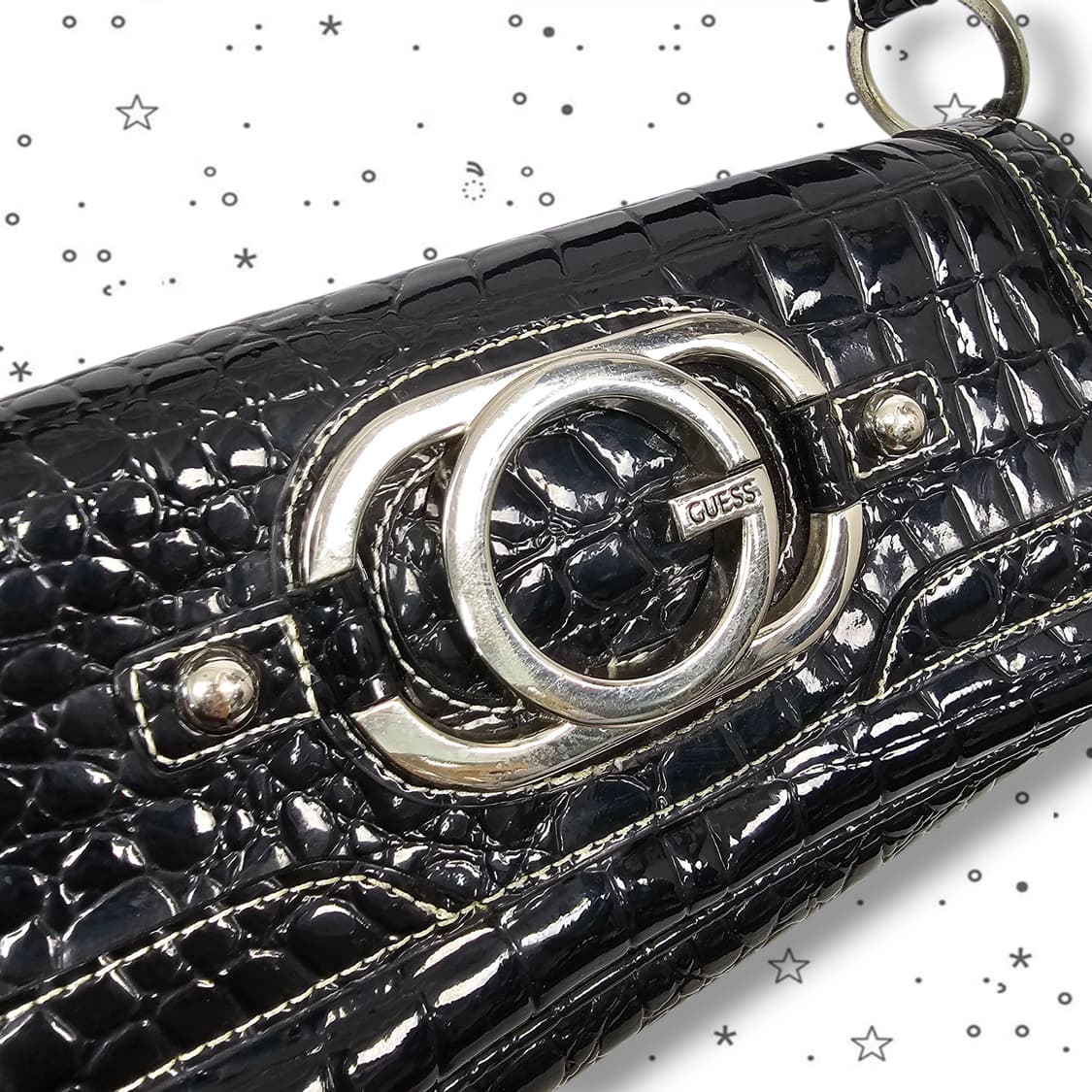 GUESS 게스 블랙 페이턴트 숄더백 상품이미지2