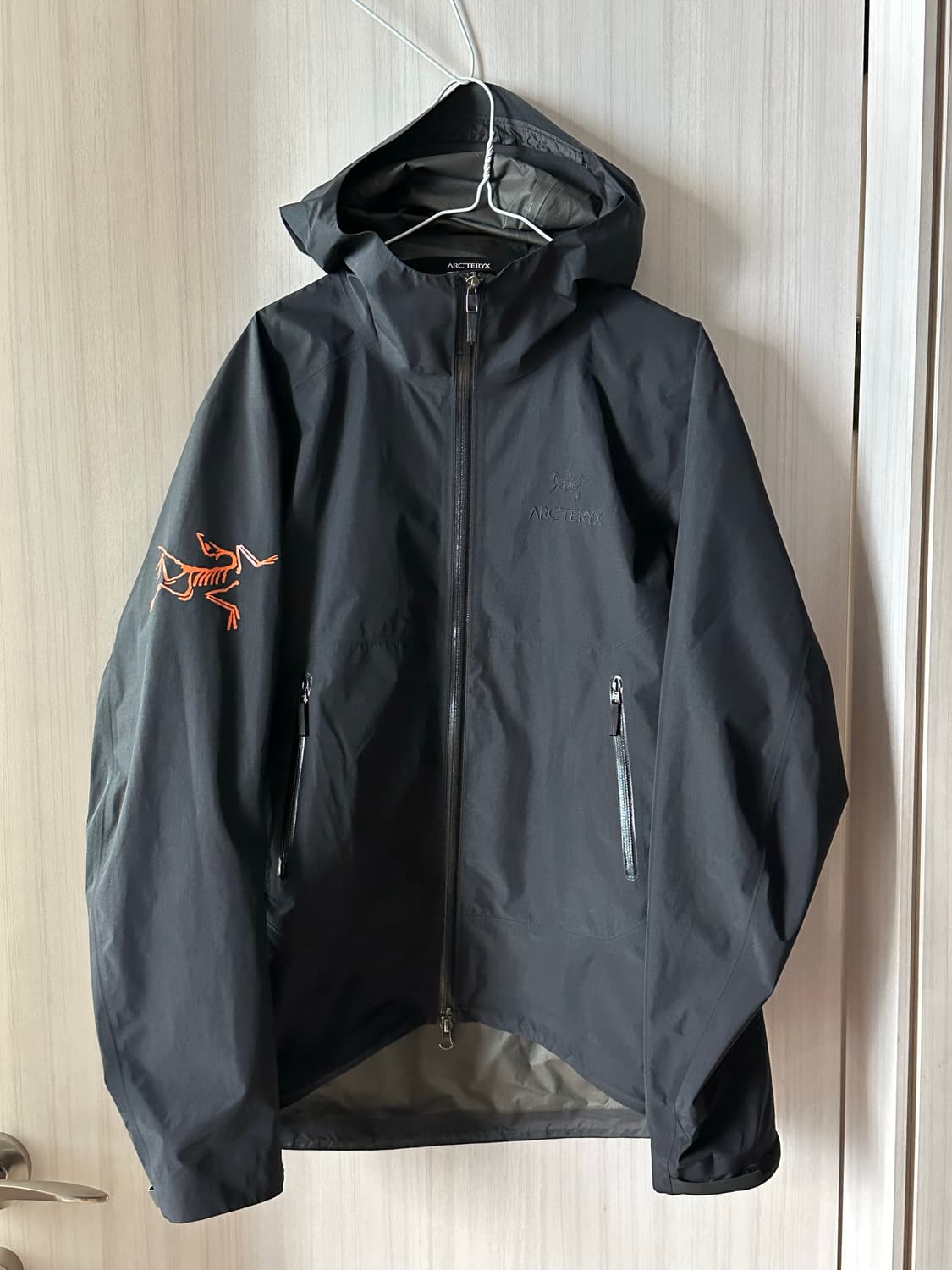 아크테릭스 빔즈 제타 SL 자켓 블랙오렌지 S사이즈 상품이미지1