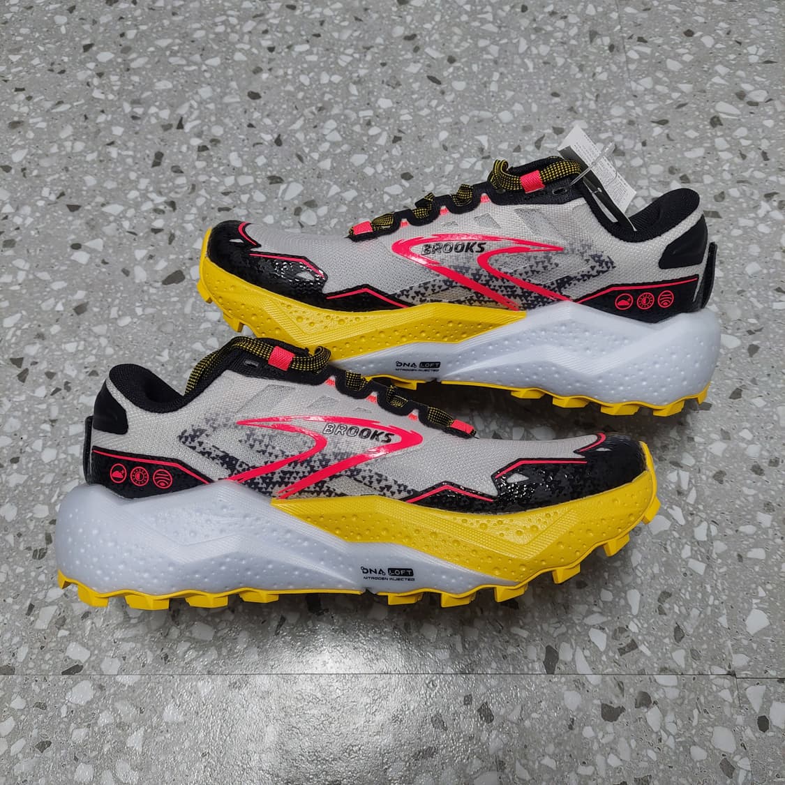 브룩스 여성 트레일 러닝화 칼데라7 새제품 220, 230/하이킹/트레킹 상품이미지6