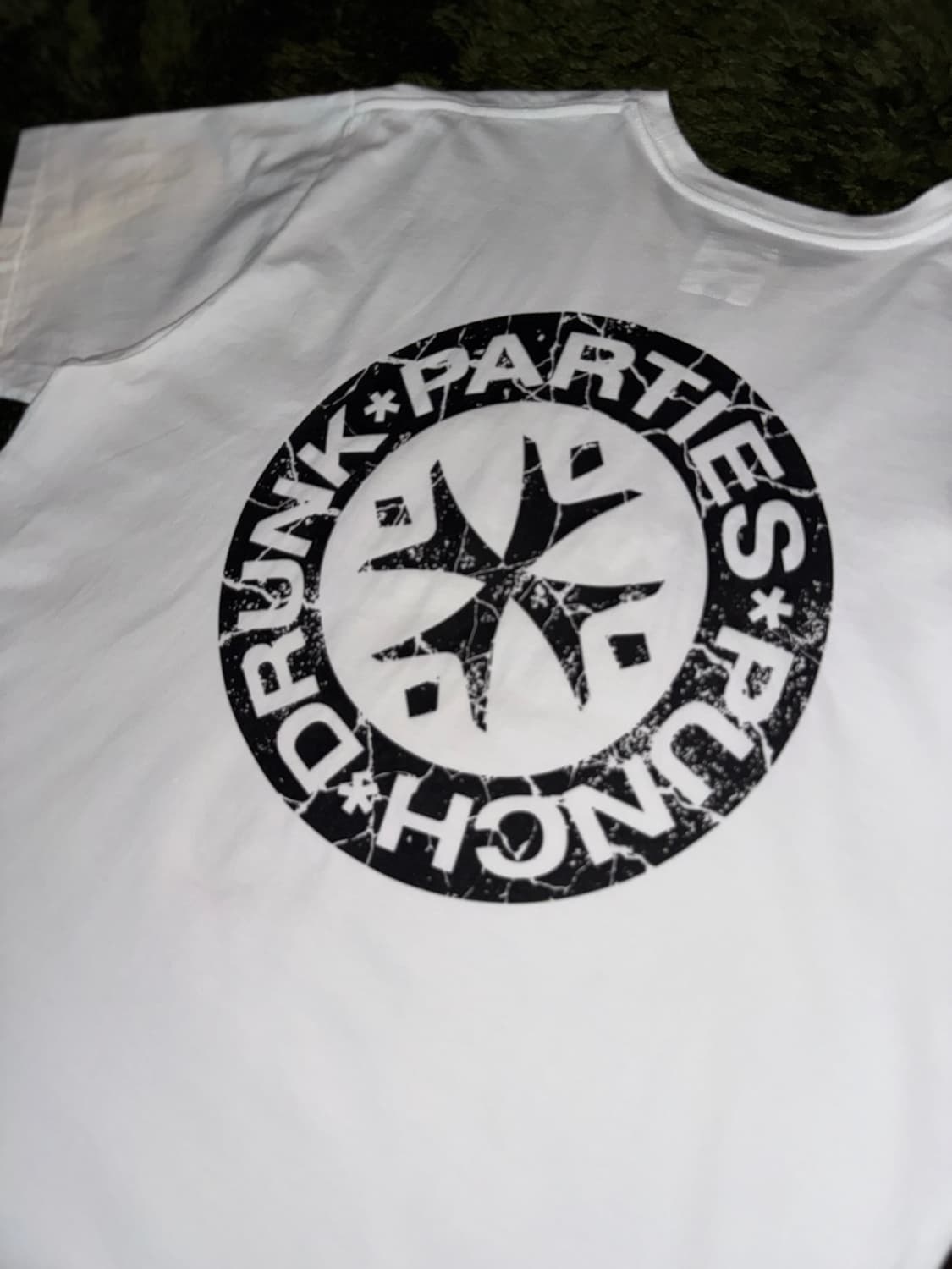 [3] 펀치드렁크파티즈 싱글 스티치 로고 티셔츠 화이트 상품이미지8