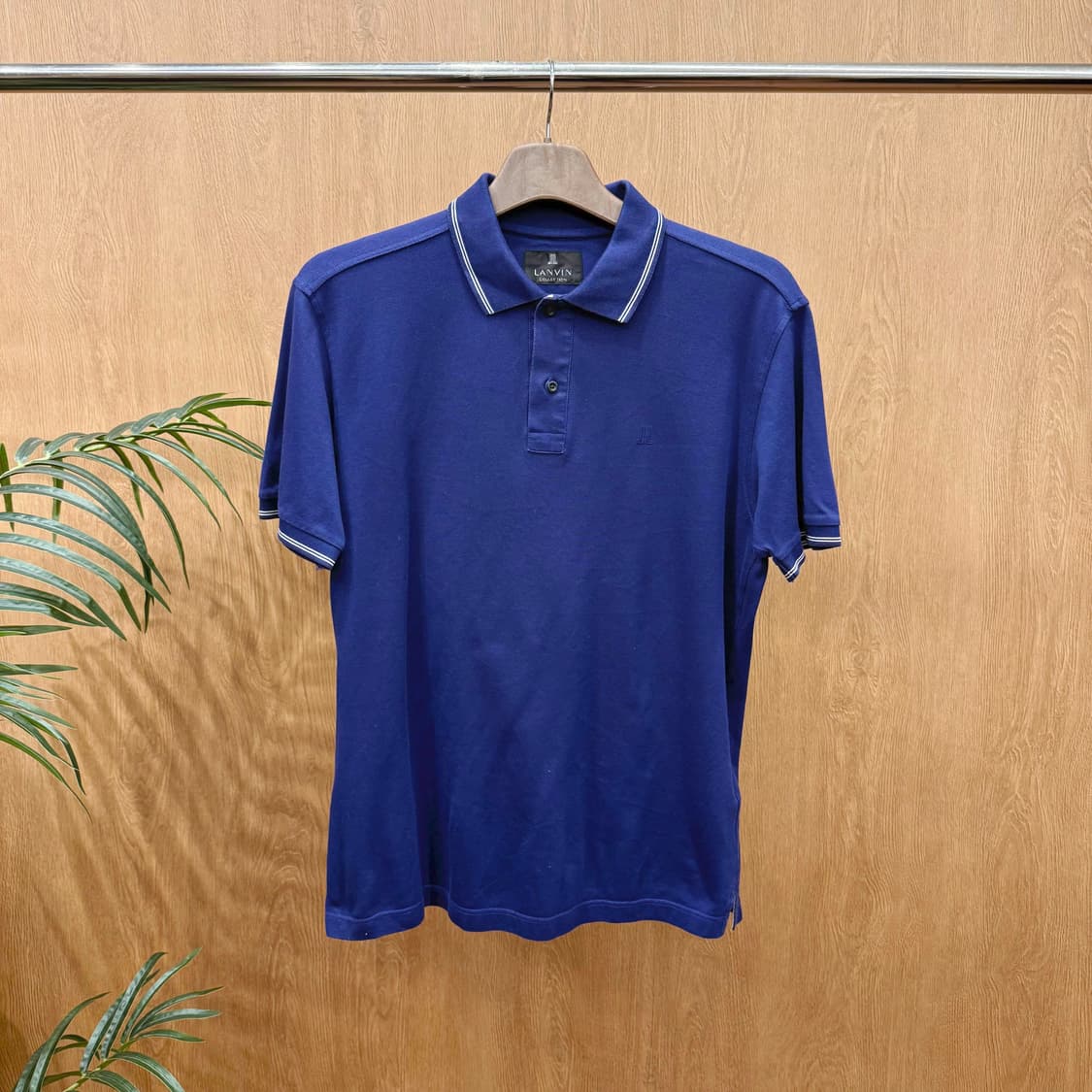 랑방 컬렉션 반팔 카라티 로고 자수 배색 라인 디테일 블루 상품이미지1