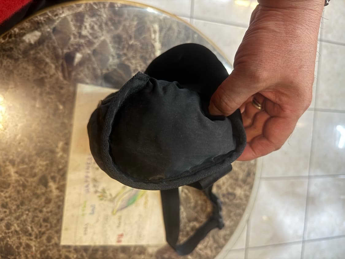 정품 cp컴퍼니 렌즈 크로스백 팝니다 상품이미지3