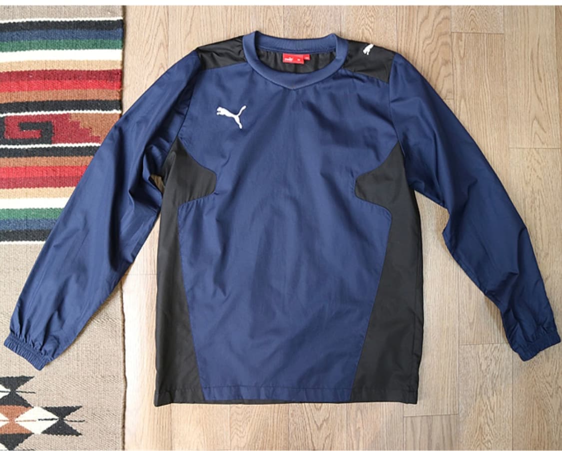 
일본판 PUMA 푸마 워밍업 탑 (바람막이)

굿 컨디션 상품이미지2