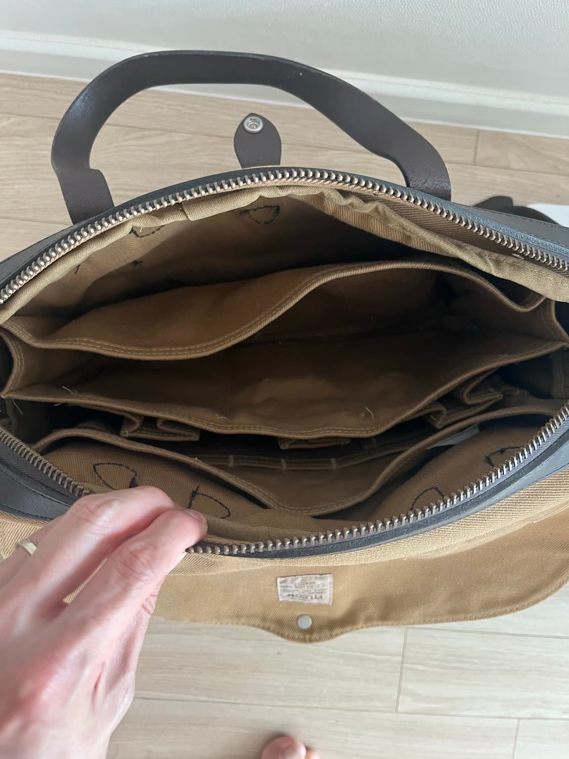 필슨 가방 257 탄 색상 상품이미지4