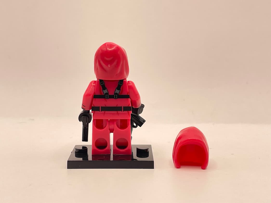 오징어 게임 피규어 세모 정병(배송비 포함 가격) 상품이미지2