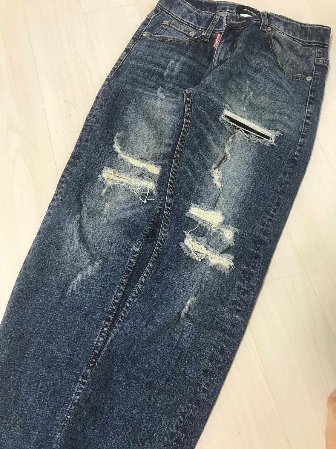 디스퀘어드2 데미지 청바지 상품이미지2